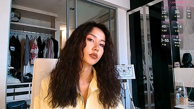 Snapshot of Melissa_Mone chatting on 07-19-26, 06:28 Melissa Mone online show from 07-19-26, 06:28
