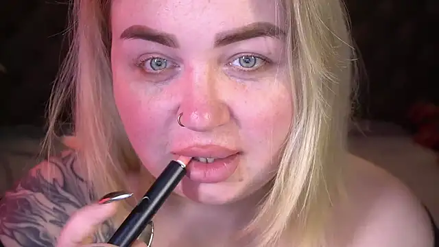 ZaraReignn online show from 04-19-26, 07:49