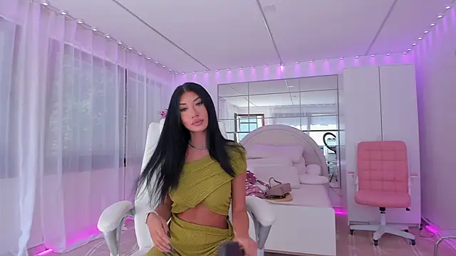 missdiamond  online show from 07-18-26, 07:12