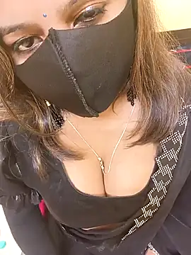 Snapshot of Simran-Kudi chatting on 02-01-25, 07:57 Simran-Kudi online show from 02-01-25, 07:57