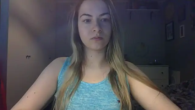 ROSIEx sweet online show from 04-16-26, 06:47