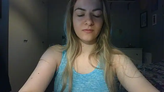 ROSIEx sweet online show from 05-19-26, 06:42