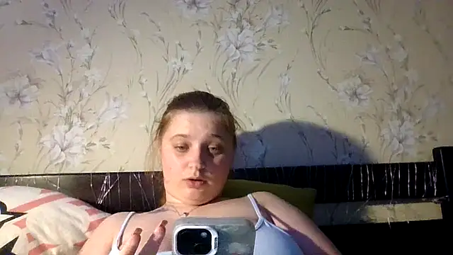 kila lo online show from 03-18-26, 03:48