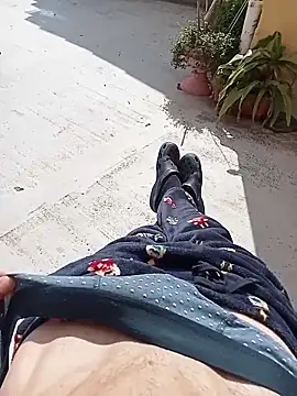 Snapshot of MrTamburine22 chatting on 03-13-26, 12:45 MrTamburine22 online show from 03-13-26, 12:45