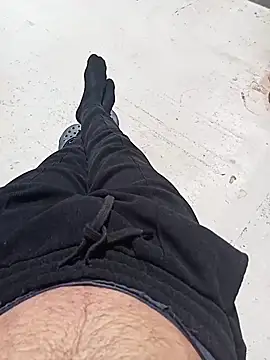 Snapshot of MrTamburine22 chatting on 04-16-26, 12:06 MrTamburine22 online show from 04-16-26, 12:06