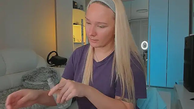 1AlexaGoddess3 online show from 01-20-25, 02:53