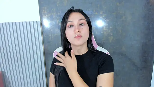 lana boomer online show from 12-17-25, 08:37