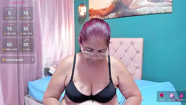 Snapshot of renata_milf_ chatting on 03-19-26, 12:09 renata milf online show from 03-19-26, 12:09