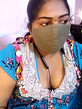 Snapshot of RomeoJuliet345 chatting on 06-22-26, 06:16 RomeoJuliet345 online show from 06-22-26, 06:16