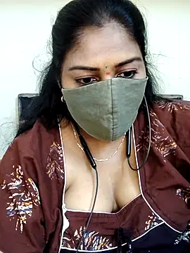 Snapshot of RomeoJuliet345 chatting on 07-15-26, 05:29 RomeoJuliet345 online show from 07-15-26, 05:29
