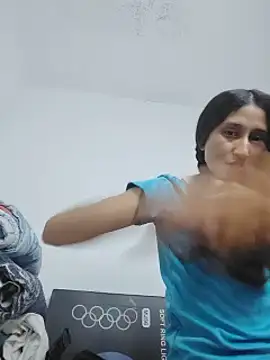 Queenjenn   online show from 05-13-26, 04:54