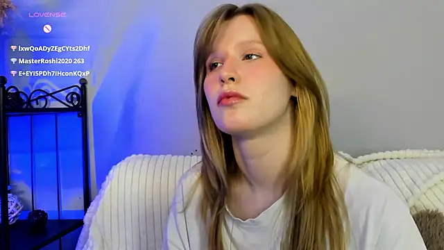 Snapshot of EvaStevs chatting on 01-11-25, 10:40 EvaStevs online show from 01-11-25, 10:40