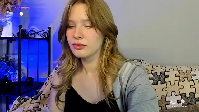 Snapshot of EvaStevs chatting on 01-15-25, 07:44 EvaStevs online show from 01-15-25, 07:44