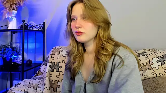 Snapshot of EvaStevs chatting on 01-15-25, 11:40 EvaStevs online show from 01-15-25, 11:40