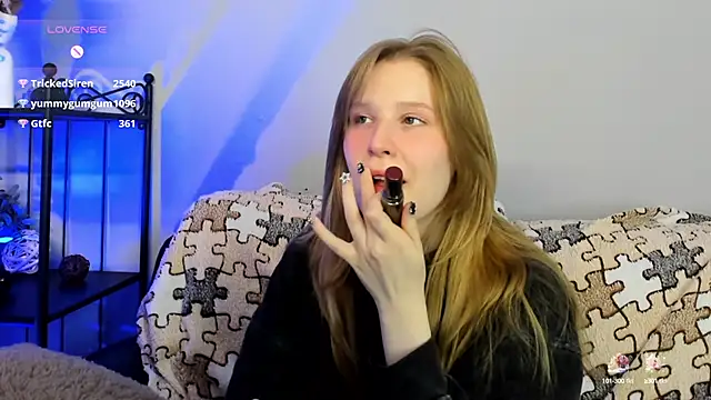 Snapshot of EvaStevs chatting on 01-18-25, 12:24 EvaStevs online show from 01-18-25, 12:24