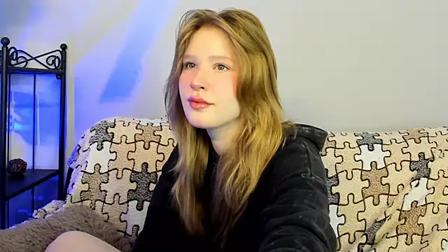 Snapshot of EvaStevs chatting on 01-18-25, 11:44 EvaStevs online show from 01-18-25, 11:44