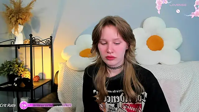 Snapshot of EvaStevs chatting on 02-14-25, 11:31 EvaStevs online show from 02-14-25, 11:31