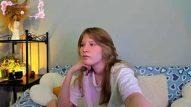 Snapshot of EvaStevs chatting on 02-24-25, 01:02 EvaStevs online show from 02-24-25, 01:02