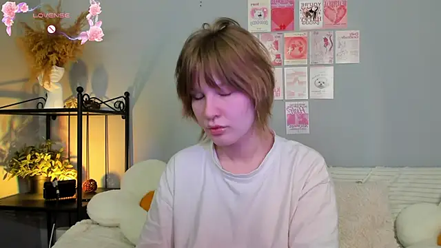 Snapshot of EvaStevs chatting on 03-09-25, 12:09 EvaStevs online show from 03-09-25, 12:09