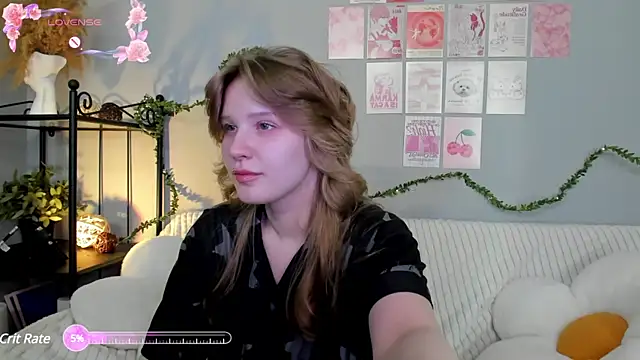 Snapshot of EvaStevs chatting on 03-21-25, 09:56 EvaStevs online show from 03-21-25, 09:56