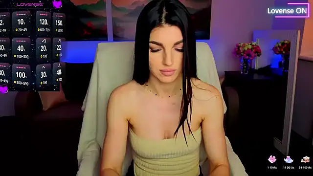 Snapshot of Angelina_Clarks chatting on 06-20-26, 06:38 Angelina Clarks online show from 06-20-26, 06:38