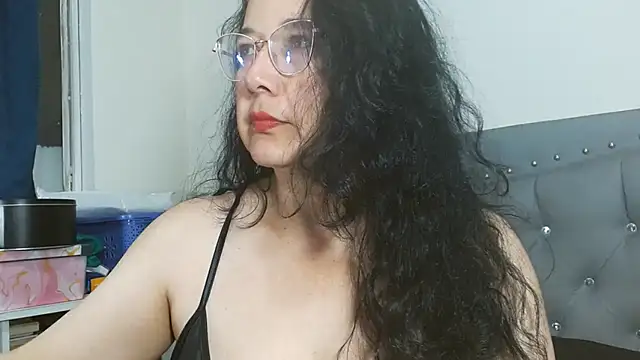 maturepriscila online show from 04-15-26, 02:35