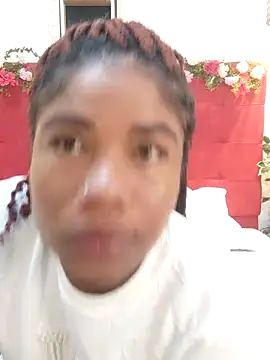 Snapshot of SilvannaFit chatting on 04-05-26, 09:39 SilvannaFit online show from 04-05-26, 09:39