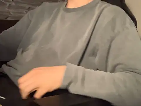 taallguyy 196 online show from 03-20-25, 08:40