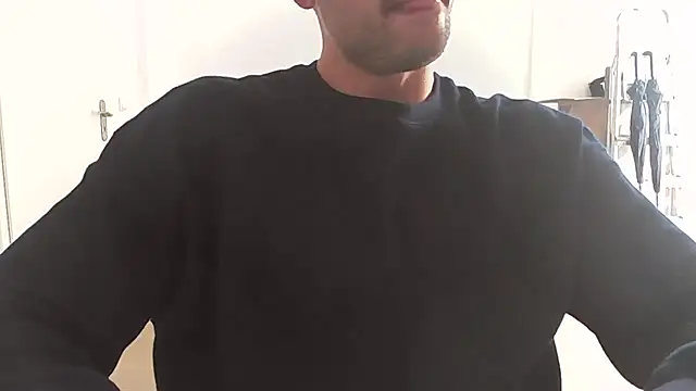 taallguyy 196 online show from 09-10-25, 10:37