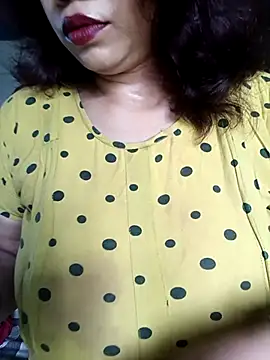 Snapshot of Sneha_gril chatting on 03-11-26, 04:07 Sneha gril online show from 03-11-26, 04:07