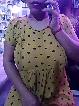 Snapshot of Sneha_gril chatting on 04-01-26, 02:25 Sneha gril online show from 04-01-26, 02:25