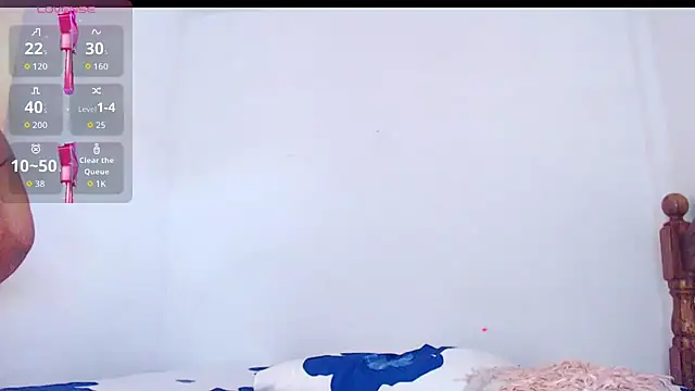 Snapshot of blondebitchlitle chatting on 06-28-26, 12:44 blondebitchlitle online show from 06-28-26, 12:44