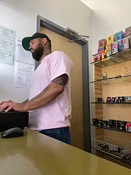 Snapshot of jr91esl chatting on 02-12-25, 09:22 jr91esl online show from 02-12-25, 09:22