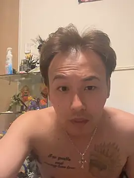 Snapshot of kouji8800 chatting on 07-11-26, 11:13 kouji8800 online show from 07-11-26, 11:13