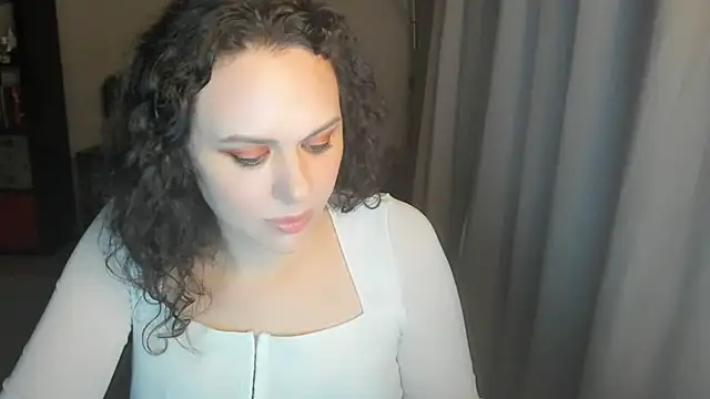Snapshot of MollyCheiz chatting on 07-02-26, 01:49 MollyCheiz online show from 07-02-26, 01:49