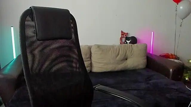 Ostin meow online show from 01-14-26, 07:14