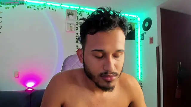 Raf brunette online show from 12-31-24, 01:30