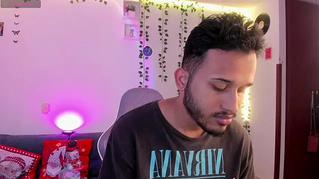 Raf brunette online show from 01-03-25, 01:36