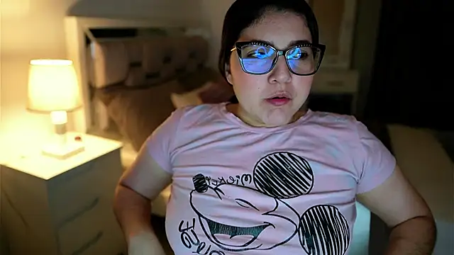 Camilaa bueno online show from 01-18-26, 12:14