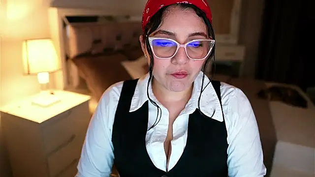 Camilaa bueno online show from 02-11-26, 11:21