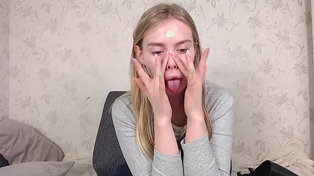 sofiaa here online show from 03-12-26, 12:39