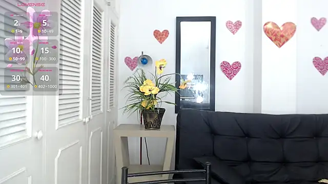 lulu 25  online show from 12-14-24, 11:50