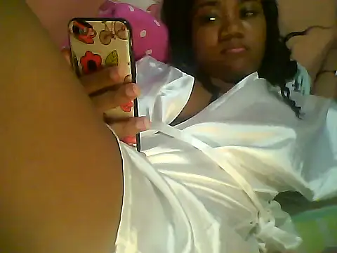 Fariana01 online show from 01-17-25, 01:57