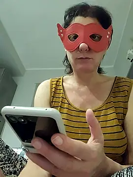 Vagabondainnamorata online show from 02-20-26, 07:47