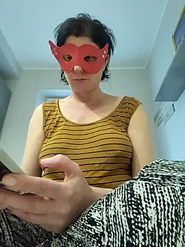 Snapshot of Vagabondainnamorata chatting on 04-23-26, 05:37 Vagabondainnamorata online show from 04-23-26, 05:37