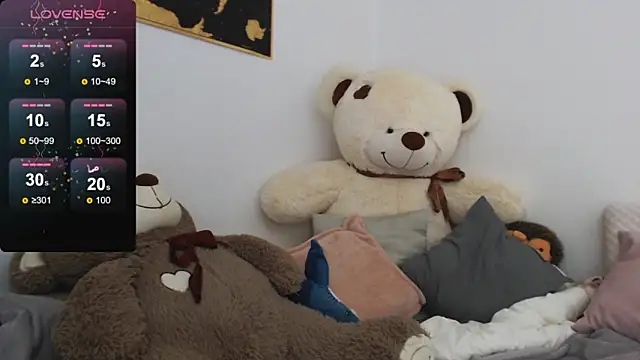 juicy mystery online show from 12-19-24, 04:13