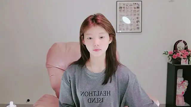 yangyang-1115 online show from 05-13-26, 04:32