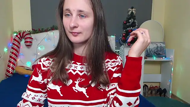 Snapshot of MichelLeee chatting on 12-22-25, 12:35 MichelLeee online show from 12-22-25, 12:35