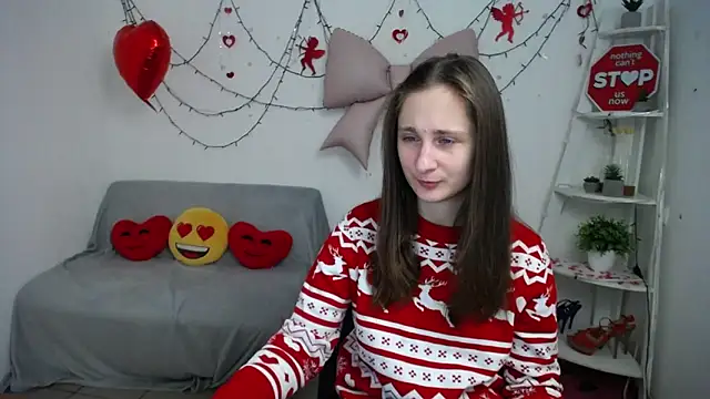 Snapshot of MichelLeee chatting on 02-13-26, 12:12 MichelLeee online show from 02-13-26, 12:12