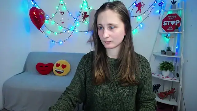 Snapshot of MichelLeee chatting on 02-17-26, 01:40 MichelLeee online show from 02-17-26, 01:40